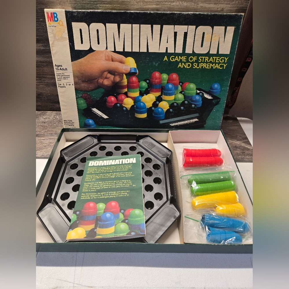 Vintage 1982 Domination Board Game Complete Milton‎ Bradley